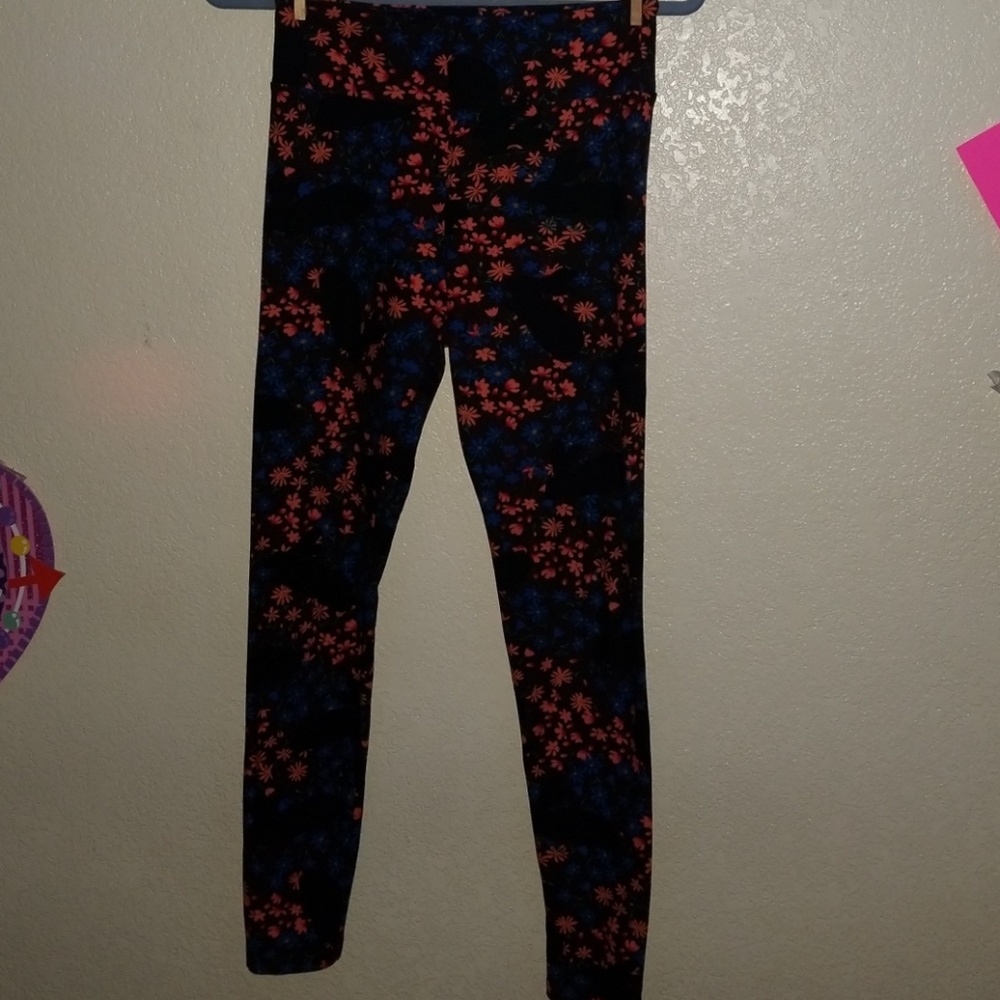 lularoe dark brown, colored floral legging